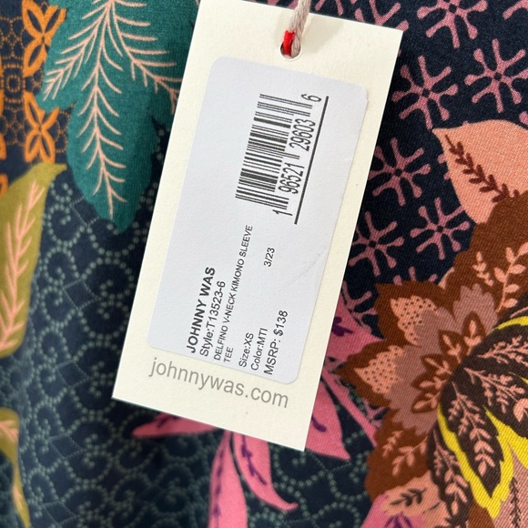 Johnny Was Delfino V-Neck kimono sleeve Tee Top XS multicolor floral NWT - Picture 8 of 13